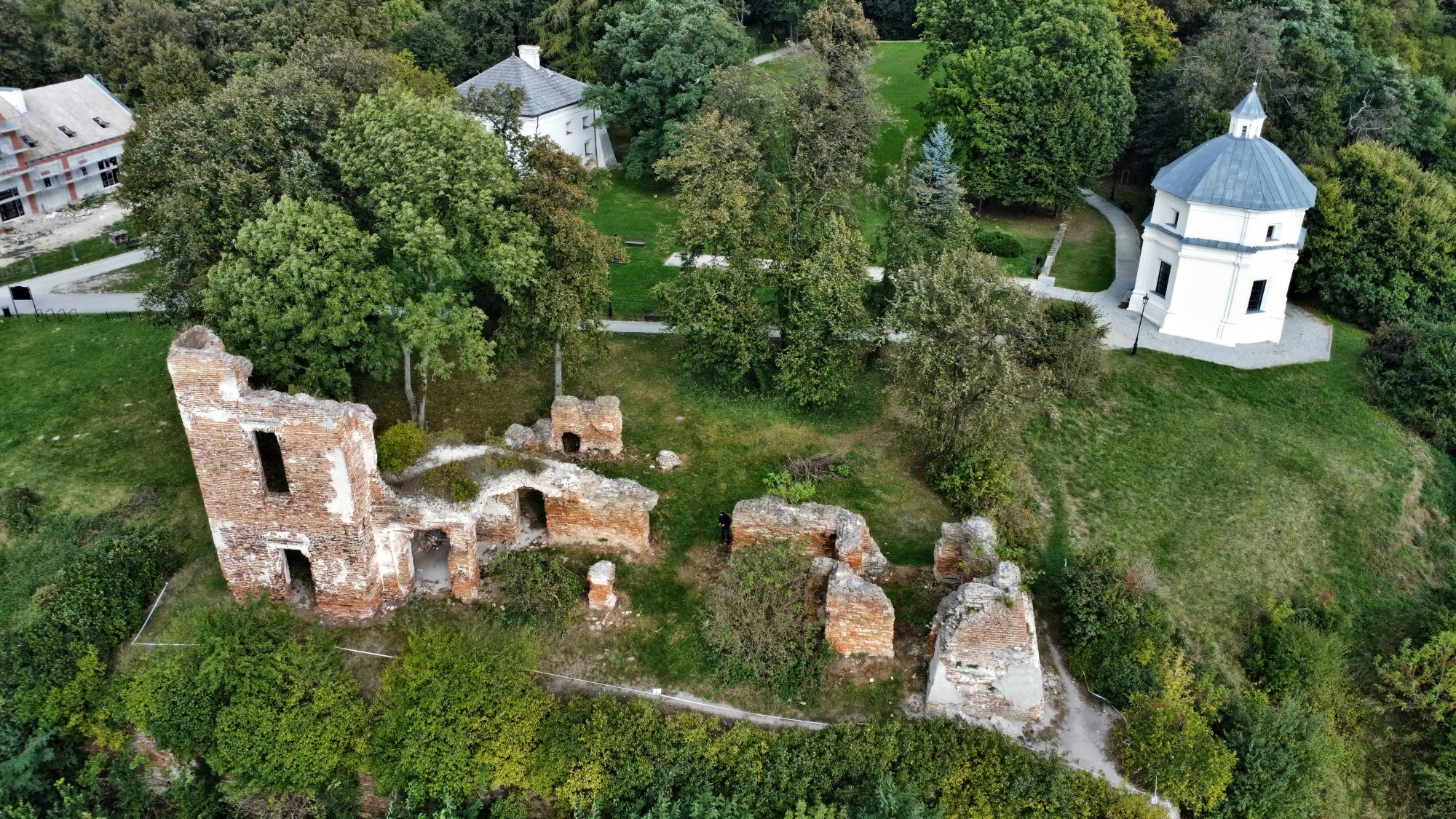 Zawieprzyce Ruiny Zamku nad Wieprzem. Zawieprzyce Ruiny Zamku nad Wieprzem.